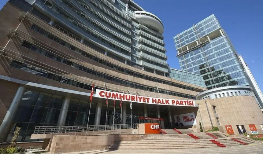 CHP’de kurultay için toplanan imzalar yarın genel merkeze sunulacak
