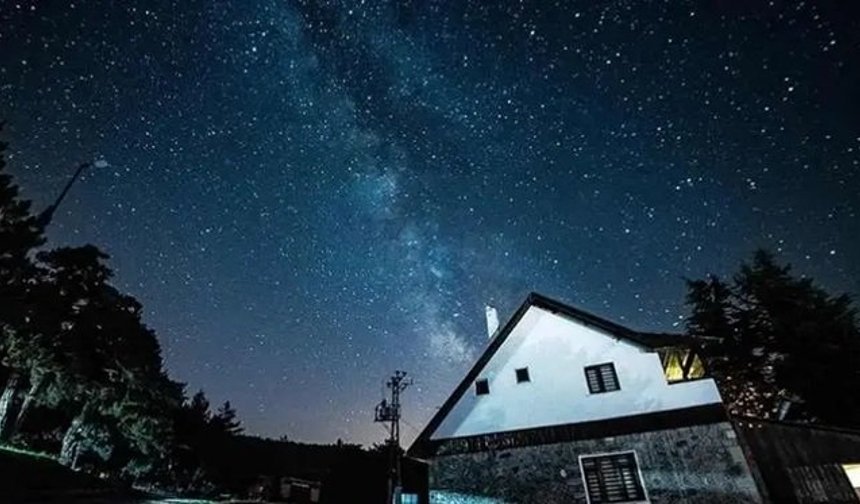 Evrenin sonu yeniden hesaplandı: ‘Büyük çöküş’ kapıda mı?