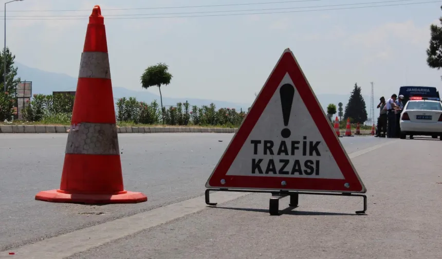 Güzelbahçe istikametini kullanacak yolcular dikkat: Narlıdere Kavşağı’nda trafik kazası