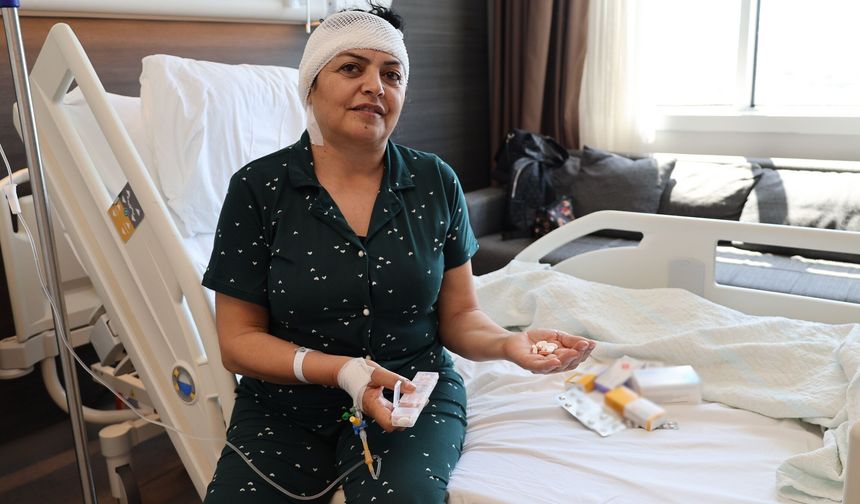 Kıbrıs’tan avuç avuç ilaçla geldi, İzmir’de sağlığına kavuştu