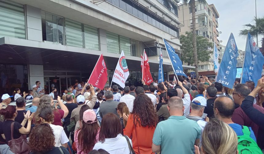 Bayraklı’dan Karşıyaka emekçilerine destek: Belediye yönetimi ile toplantı başlıyor