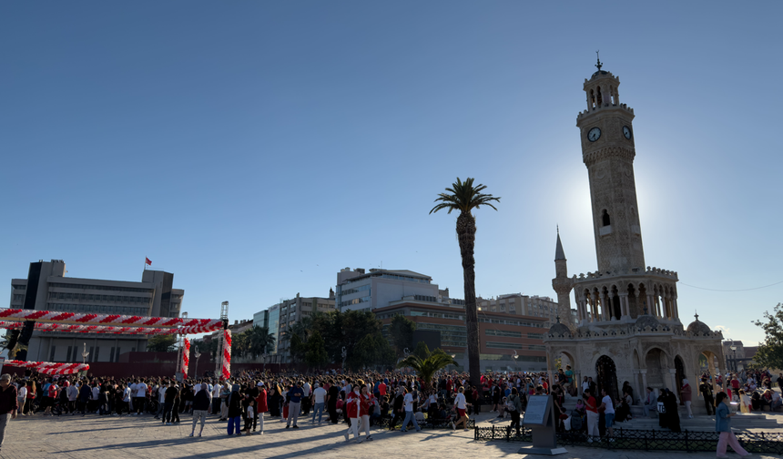İzmir'de milli maç heyecanı