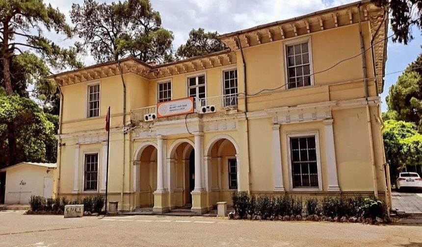 Buca Kaymakamlığı’ndan o liseyi kapatma kararı: Velilerden tepkiler büyüyor
