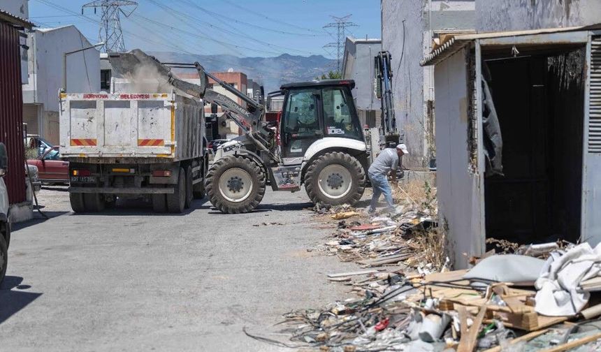 Bornova’da sanayi atıkları geri dönüşme kazandırılıyor
