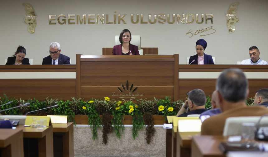 Karabağlar meclisinde gündem ‘Kentsel dönüşüm’ ve imar planları