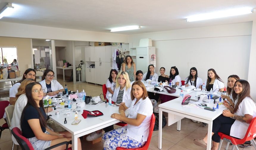 Konaklı kadınlardan güzellik kursuna yoğun ilgi