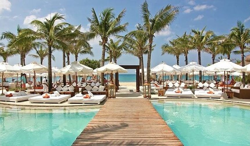 Beach fiyatları cep yakıyor… Çeşme’de ‘harcama limiti’ oyunu sürüyor