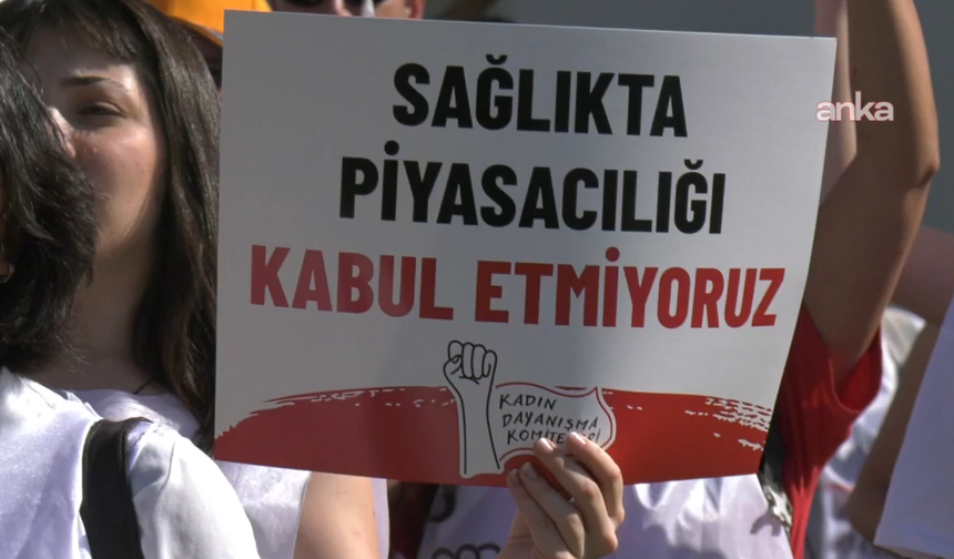 Kadın Dayanışma Komiteleri, Sağlık Bakanlığı önünden seslendi: Ücretsiz HPV aşısı hakkımız