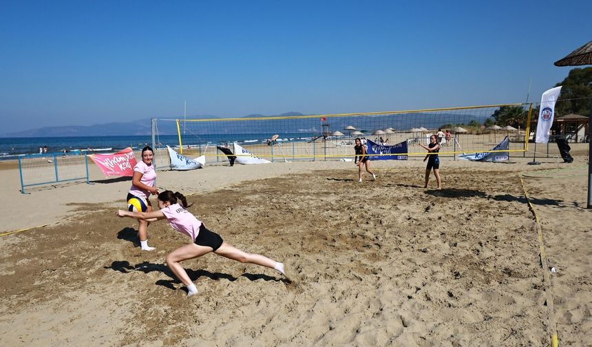 Efes Selçuk’ta Zafer Kupası heyecanı sürüyor