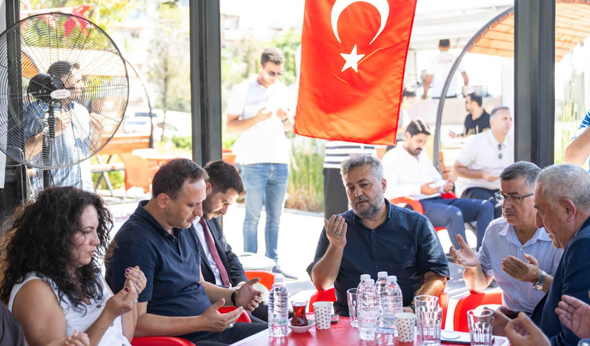 Bornova’da Kıbrıs gemi faciasında hayatını kaybedenler anıldı