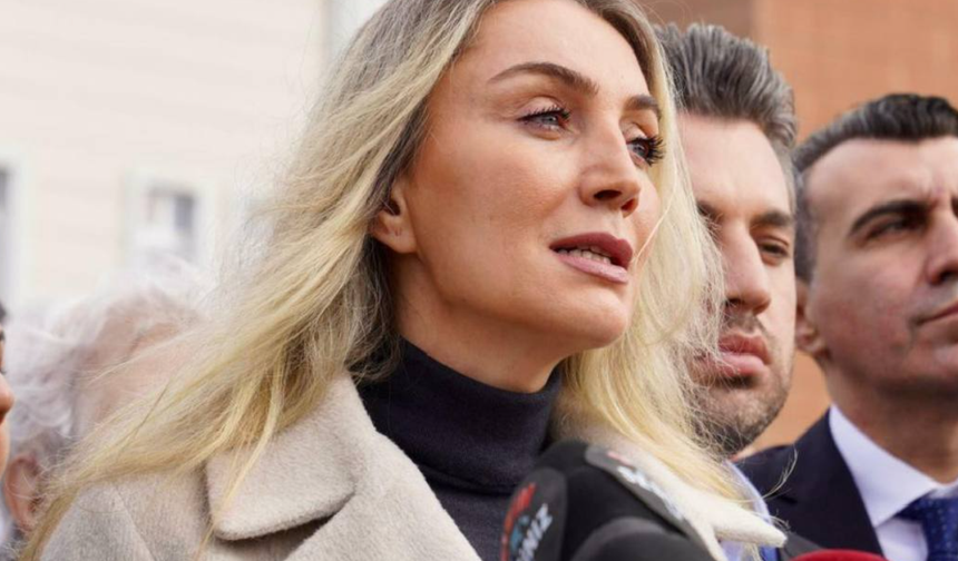Dilek Kaya İmamoğlu isyan etti... '18 aydır siyasi tutsak olarak cezaevinde tutuyorsunuz'