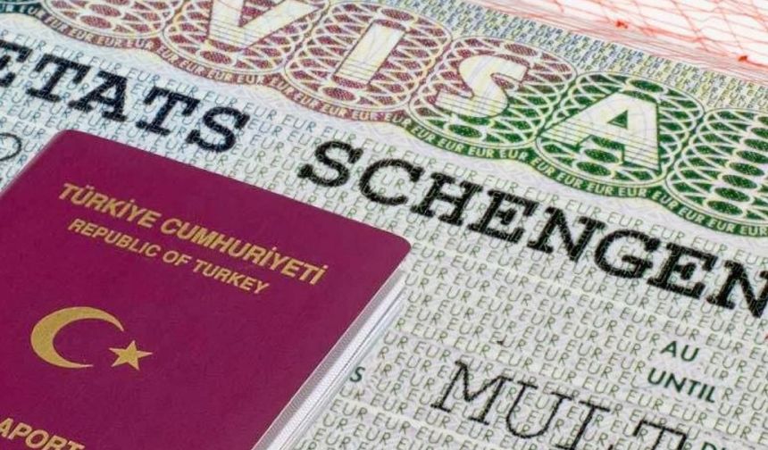 İzmir dahil 8 ilde operasyon… Bot sistemiyle vize karaborsacılığı