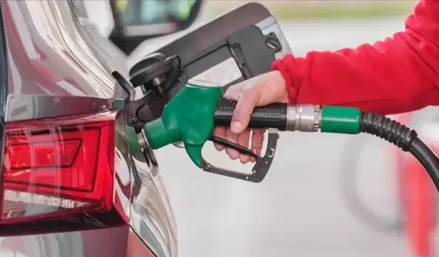Benzine dev indirim geliyor: Tarih belli oldu!