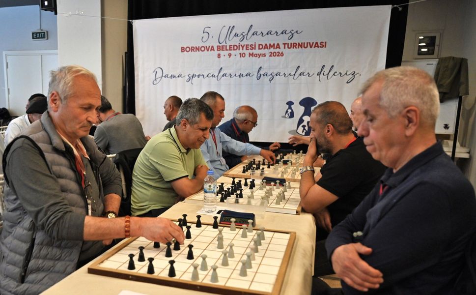 Zekanın ve stratejinin zirvesi Bornova’da kuruldu
