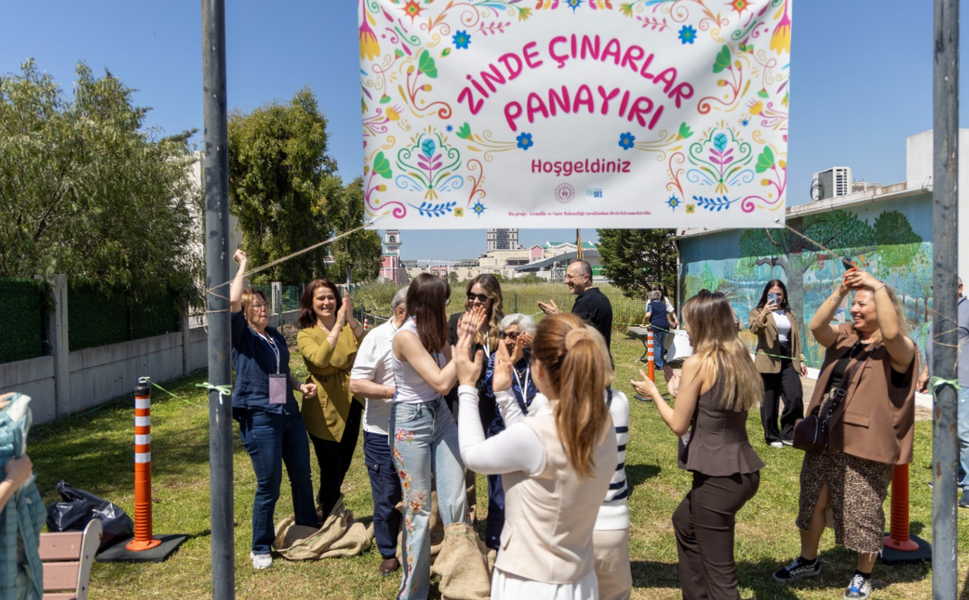 Bilge Çınarlar Sağlıklı Yaş Alma Merkezi’nde kuşaklar arası sağlık yaşam buluşması