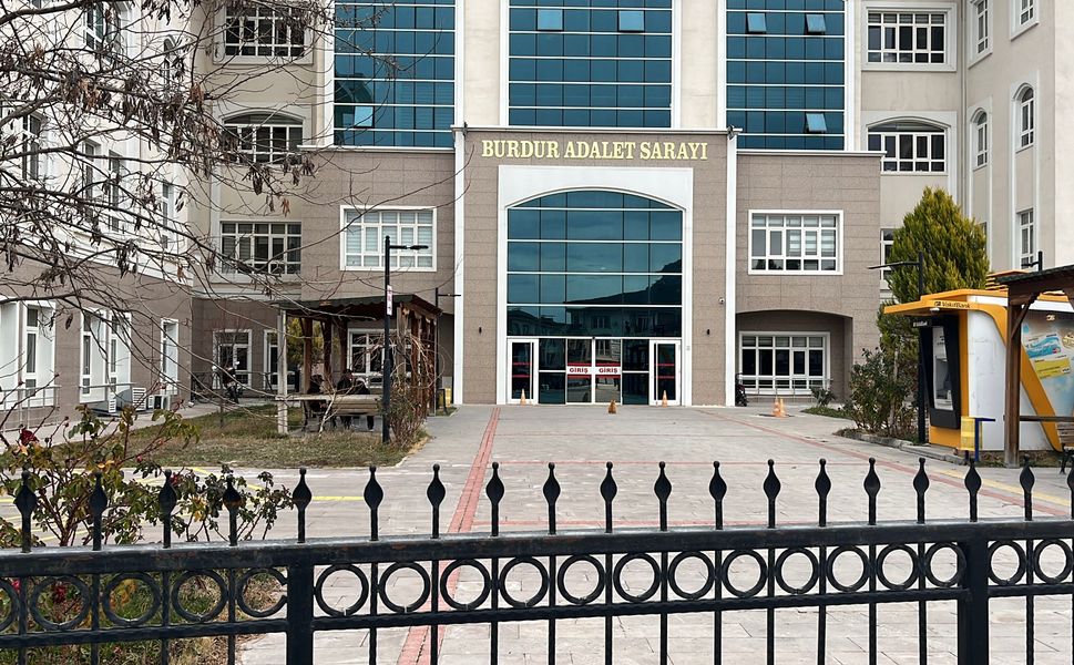 Burdur Belediyesi imar soruşturması: Yeni CHP'li ve eski AKP'li başkana ceza istendi