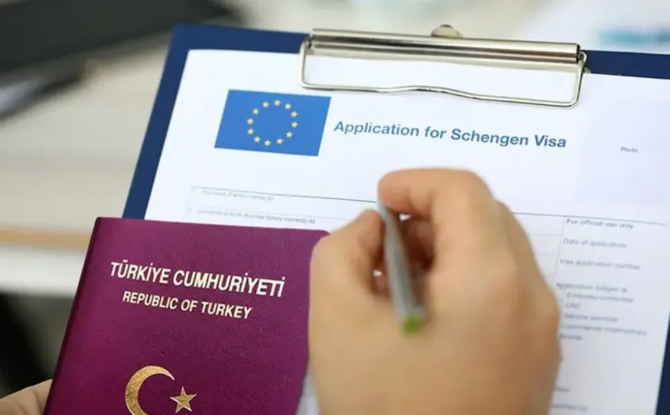 Vize randevu krizi Meclis’i karıştırdı: Araştırma önergesi AKP-MHP oylarıyla reddedildi