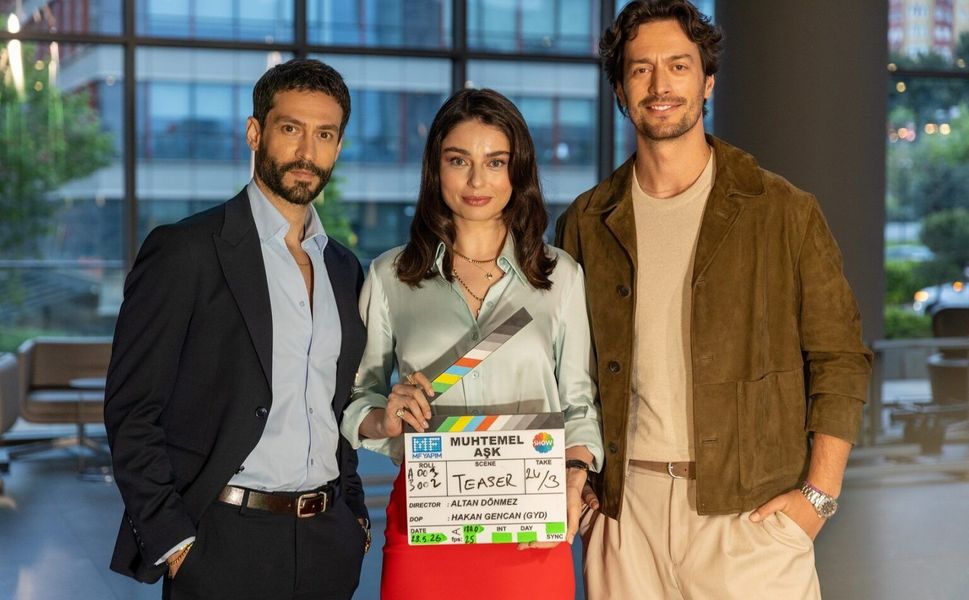 Ayça Ayşin Turan ve Ekin Koç’lu Muhtemel Aşk dizisinin çekimleri başladı