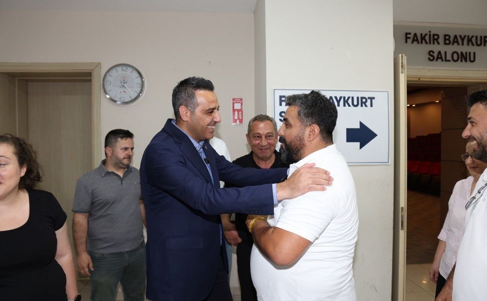 Başkan Yıldız personelle bayramlaştı