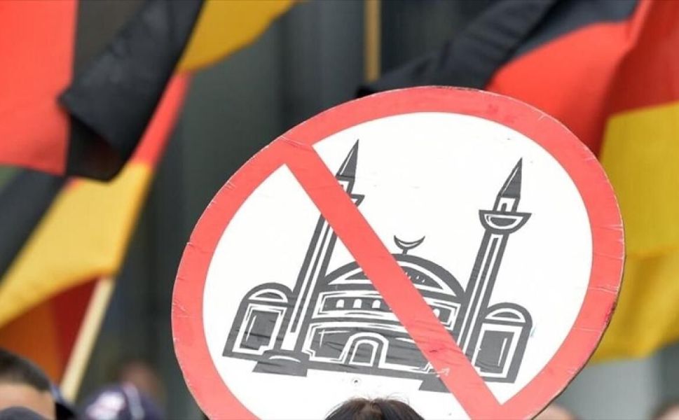 Almanya’da ırkçılık alarmı: Müslümanlara karşı saldırılarda rekor artış!