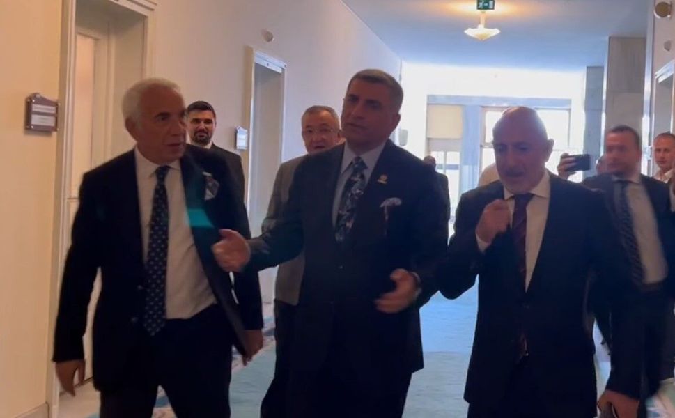 CHP'de kritik görüşme: Erol, Altay ve Öztunç Kılıçdaroğlu'nun ardından Özel'le görüştü