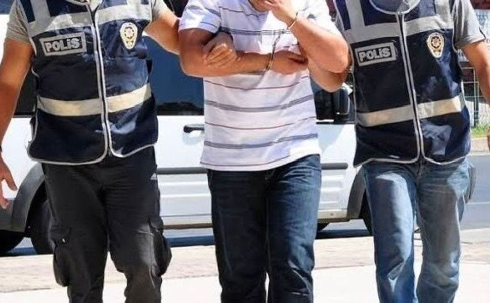 İzmir'de oğlunu pompalı tüfekle öldüren baba tutuklandı
