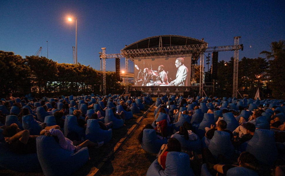 İzmir Gezici Açıkhava Film Günleri Karabağlar'da başlıyor