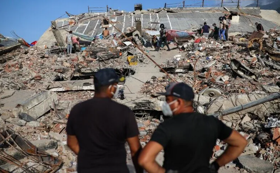 Venezuela'daki çifte depremde hayatını kaybedenlerin sayısı 2 bin 954'e yükseldi