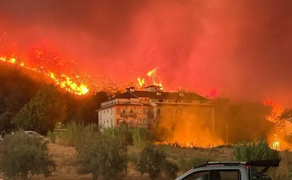Fethiye’de orman yangını: Büyük ölçüde kontrol altına alındı!