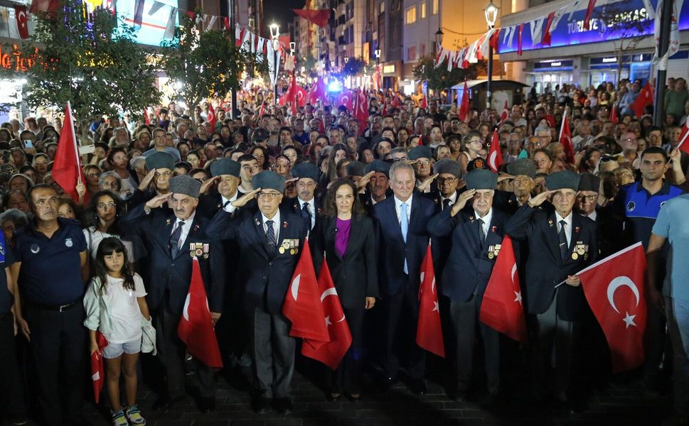 Karşıyaka kahraman gaziler için yürüyecek