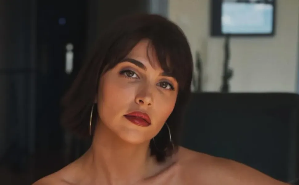 Beyza Gümülcine kimdir? Beyza Gümülcine hangi dizilerde oynadı?