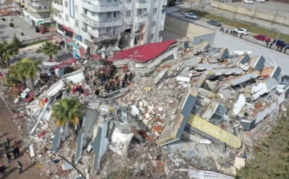 35 kişi yaşamını yitirmişti: Ezgi Apartmanı davasında sanık tahliyelerine itirazlar reddedildi