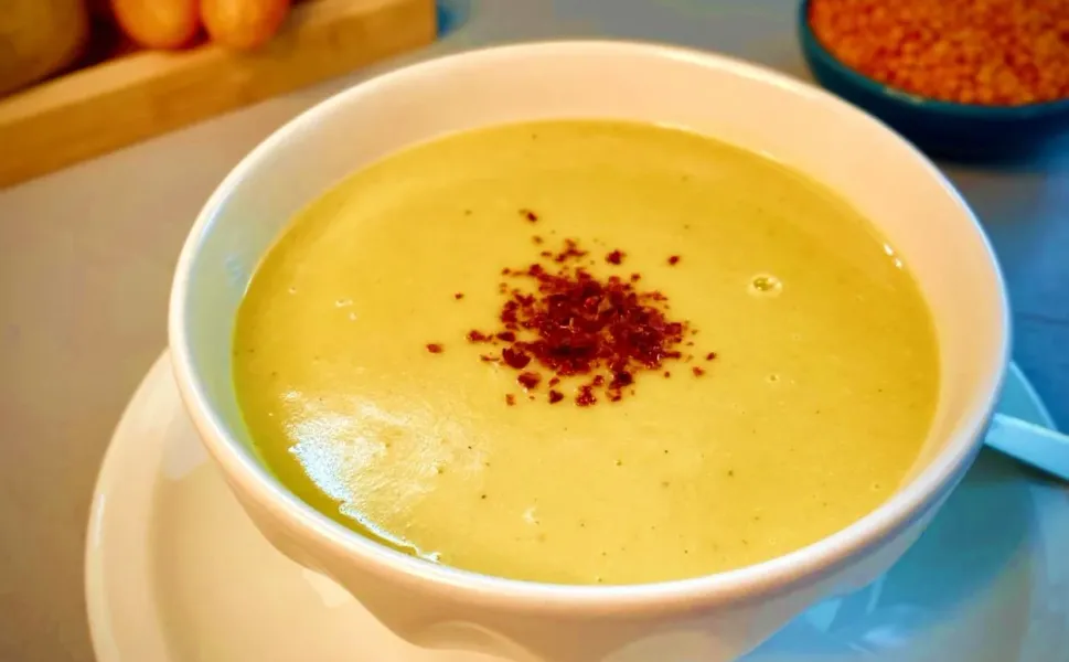 Lokanta usulü, pürüzsüz kıvamıyla... Süzme mercimek çorbası tarifi