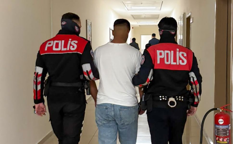 Manisa'da 152 yıl hapis cezası bulunan 17 yaşındaki hükümlü cezaevine gönderildi