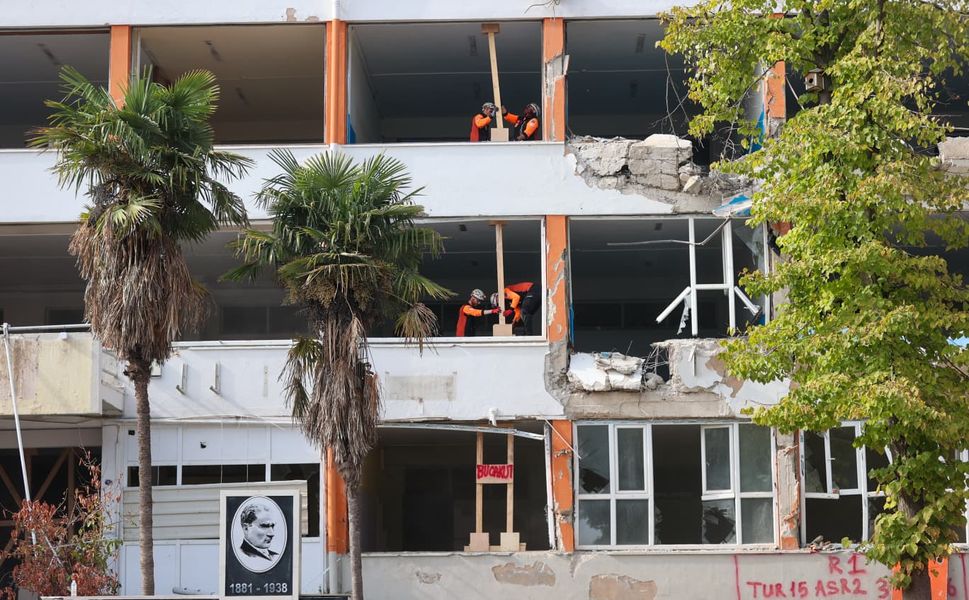Buca’da deprem tatbikatı… BUCAKUT ekiplerine tam puan