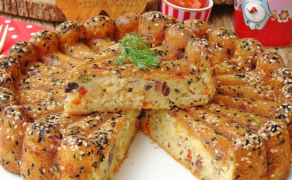 Klasik kekleri unutturacak… Peynirli zeytinli kek nasıl yapılır?