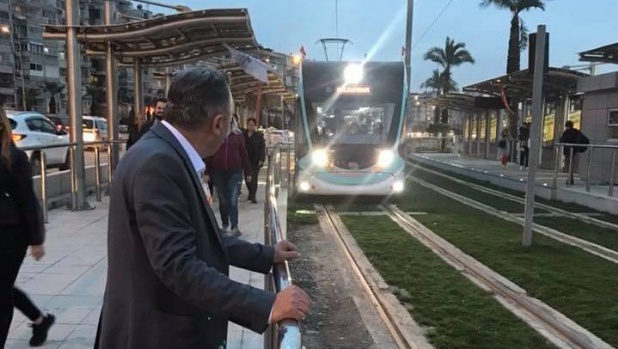 "Tramvay İzmir'e çok yakıştı, hayırlı olsun"