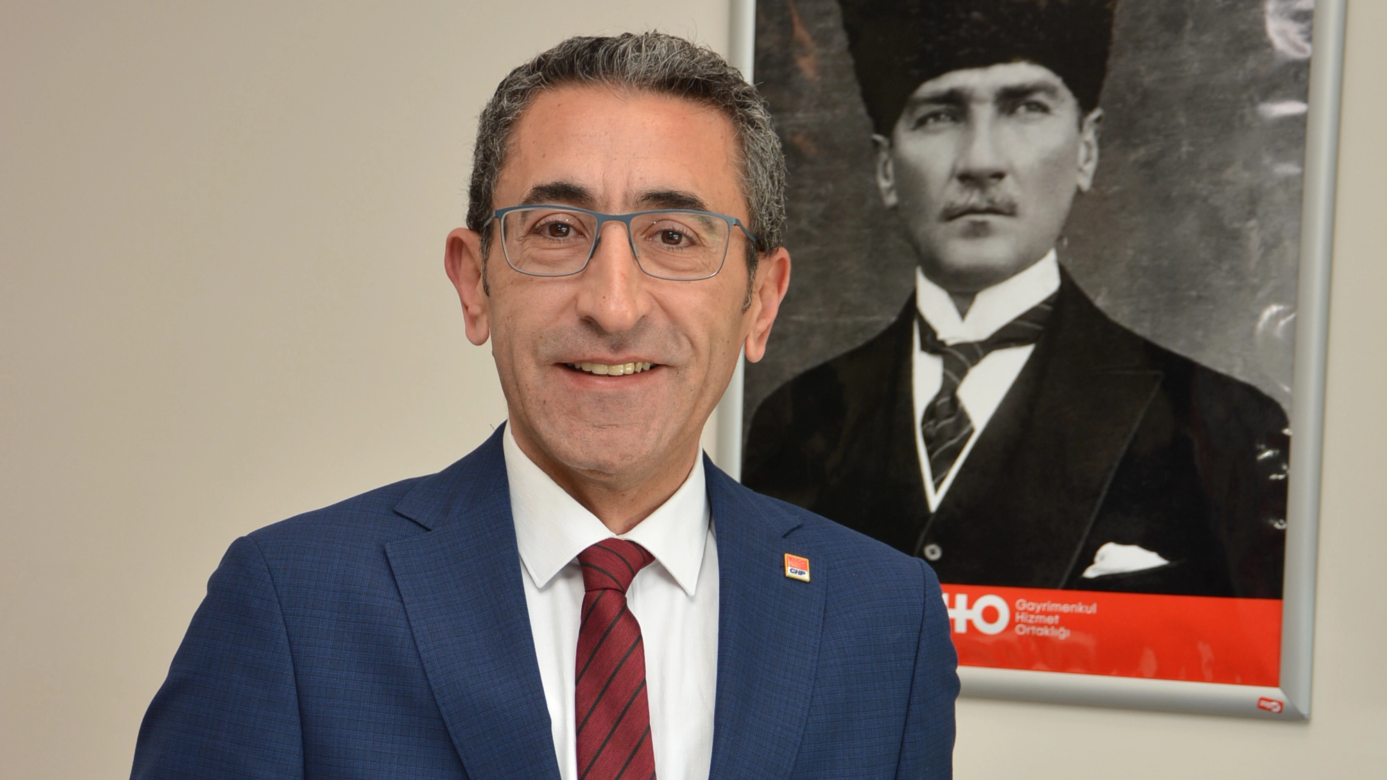 özgüralikaraduman