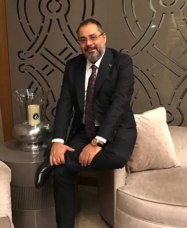 evoraaaaaaa-izmirde-ticaretin-kapilari-aciliyor