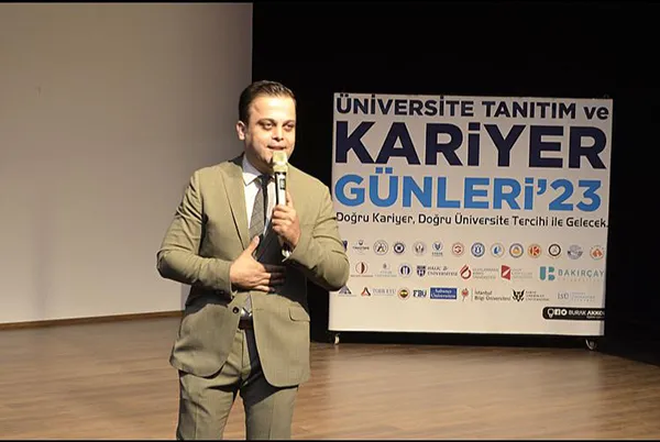 torbali-ikinci-universite-tanitim-ve-kariyer-gunleeeeeeeeeeerine-rekor-katilim