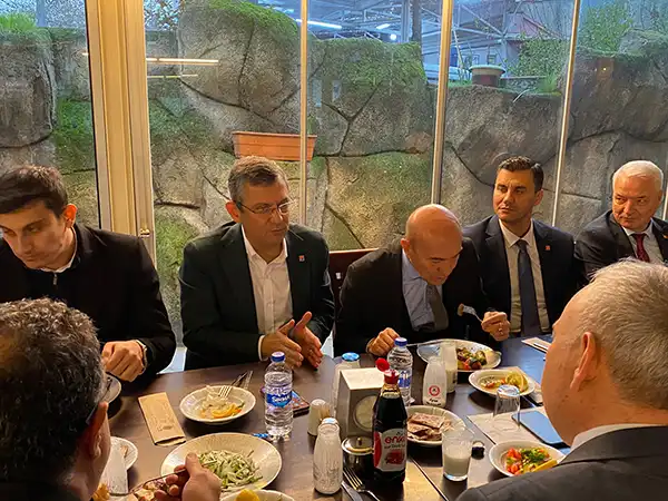 Lider'den Soyer'e 'Özel' davet