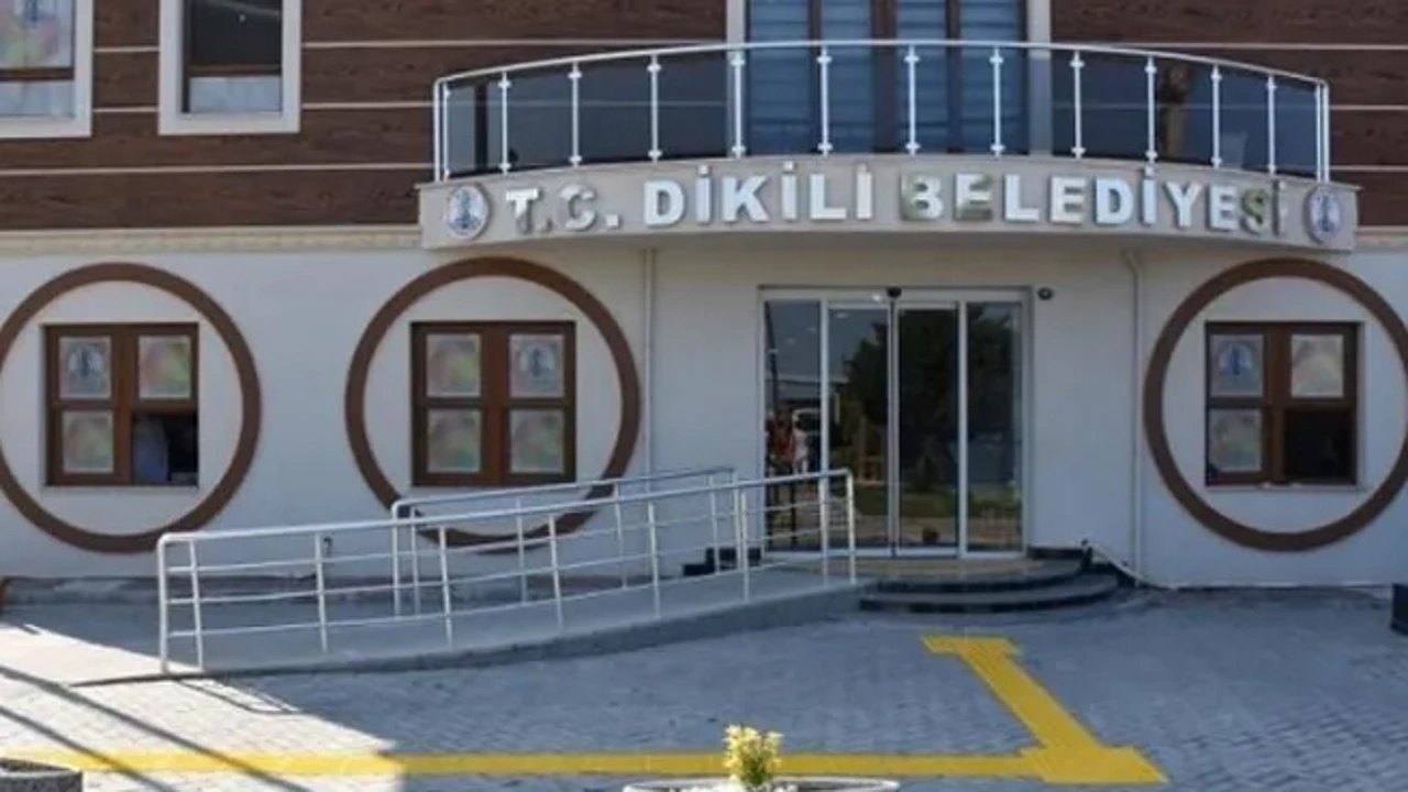 Dikili Belediyesi'nden 122 milyon liralık satış: 17 taşınmaz vitrinde