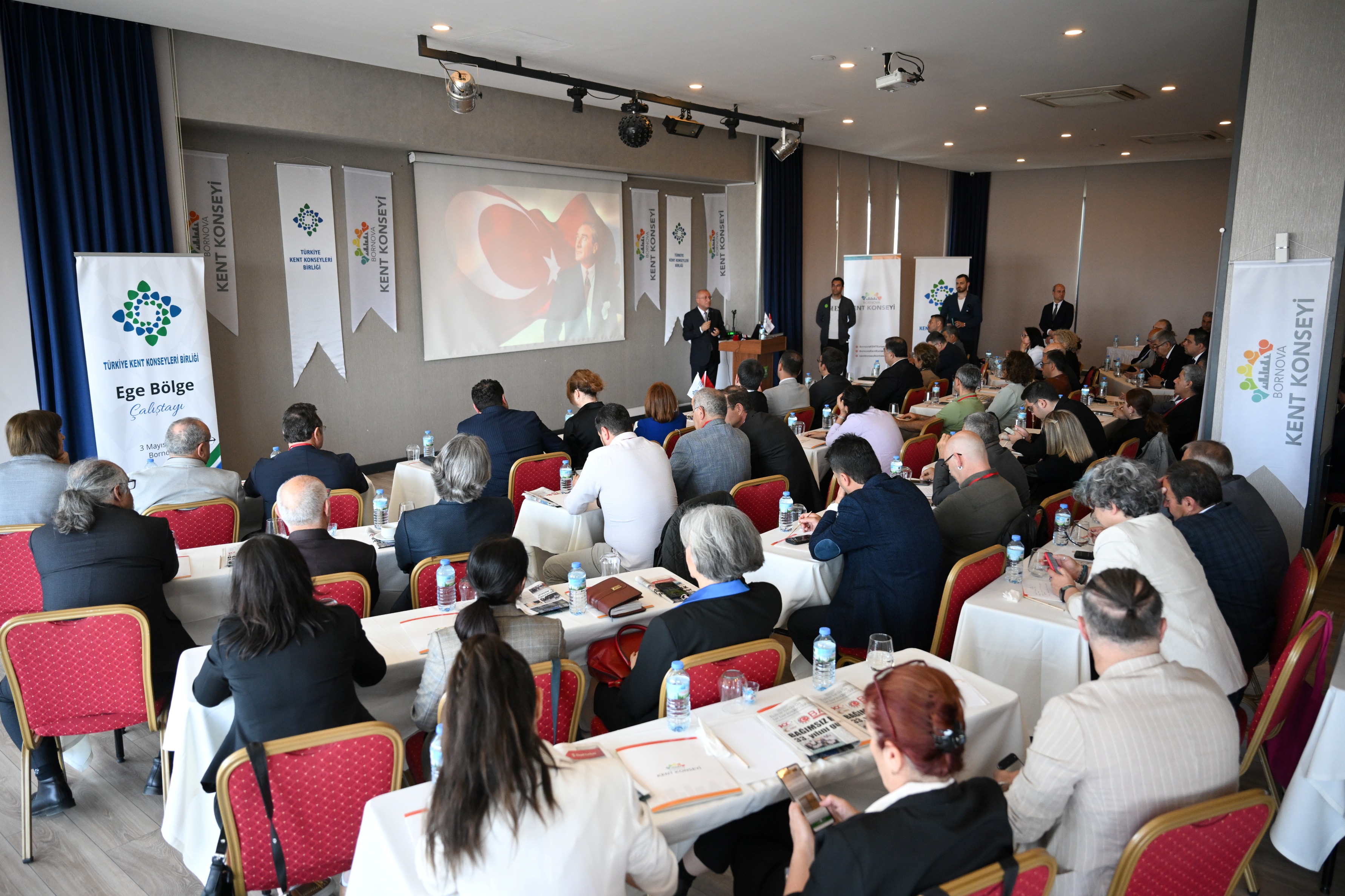 Bornova’da Katılımcı Yerel Yönetim Zirvesi (2)