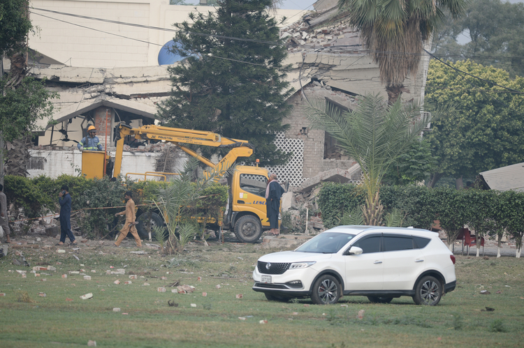 Hindistan'dan Pakistan’a Saldırı Ölü Ve Yaralılar Var (2)