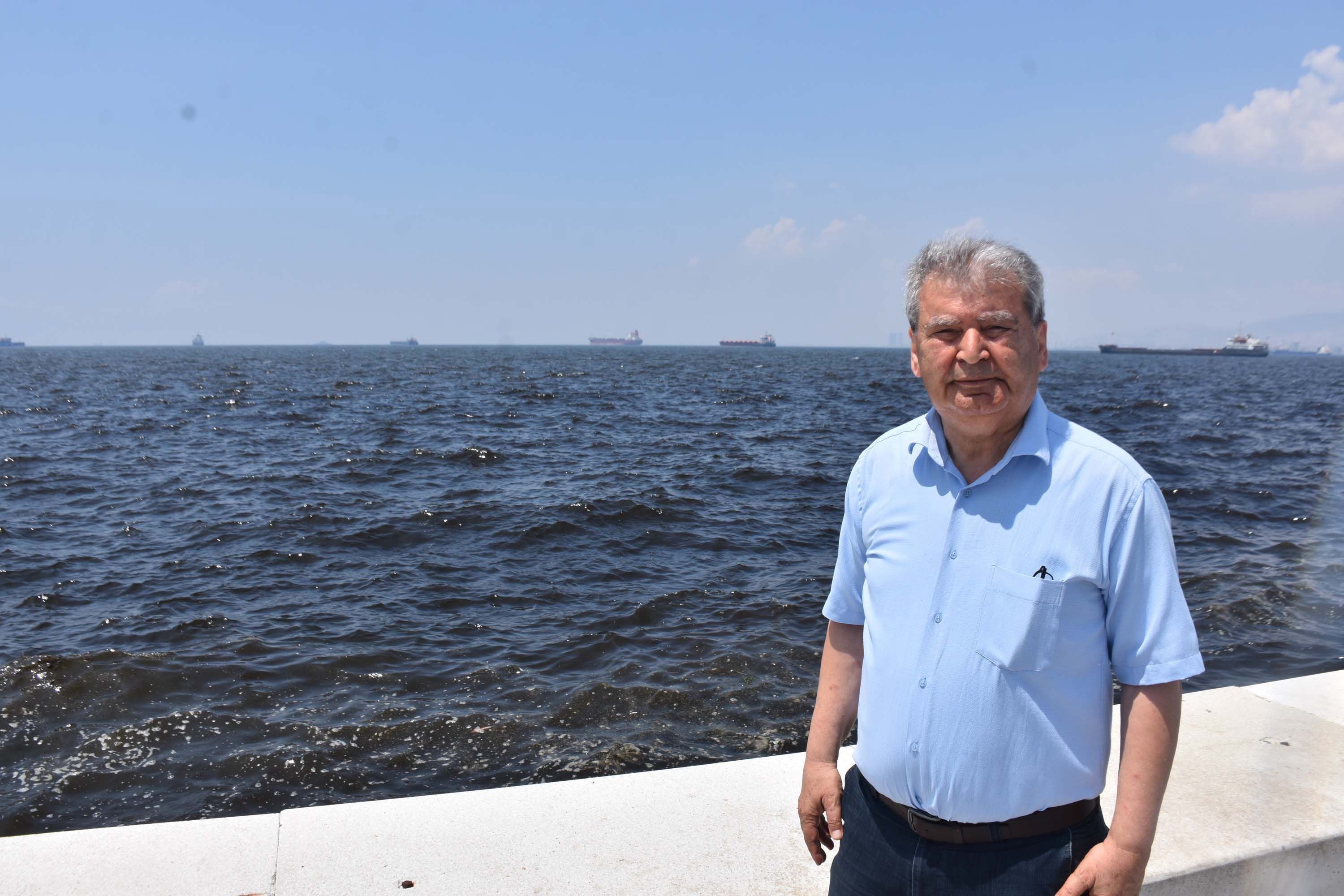 Izmir Korfezi Yine Alarm Veriyor Balik Olumleri Basladi