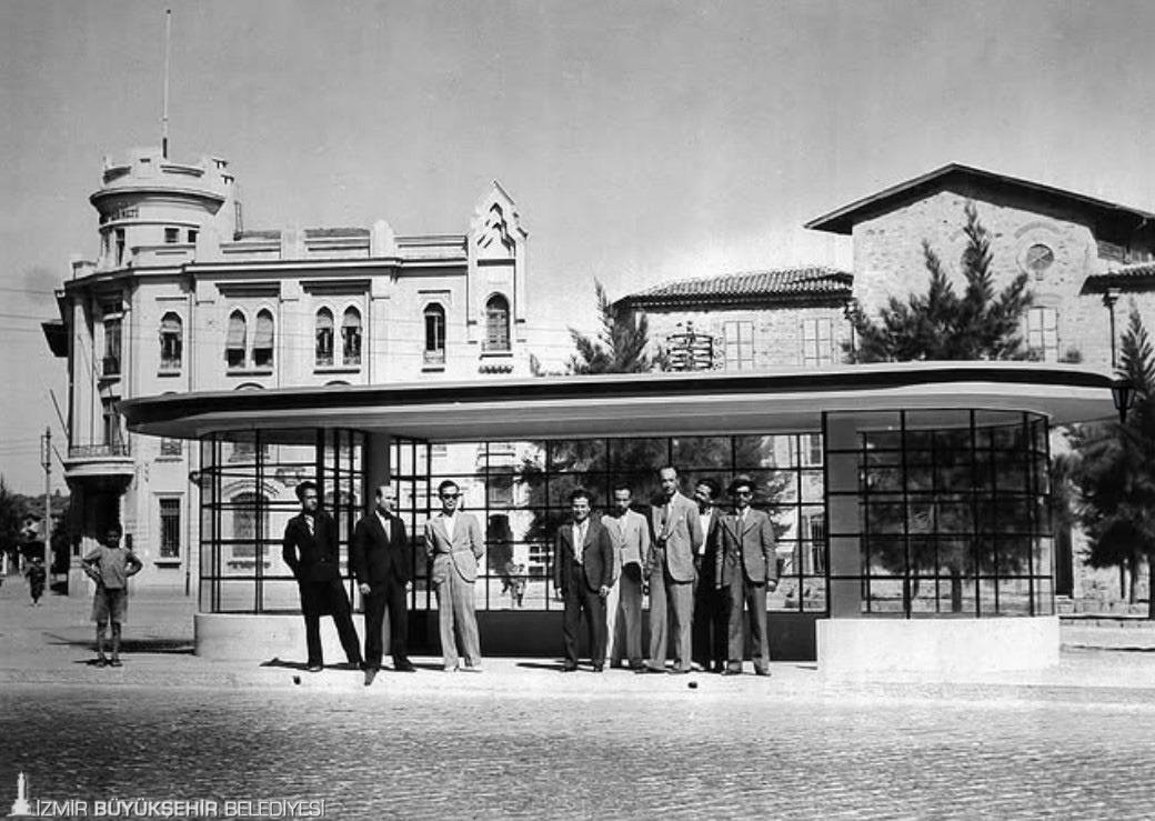 Yazın Serin Kışın Sıcak İzmir'e Nostaljik Duraklar Geri Geliyor (2)