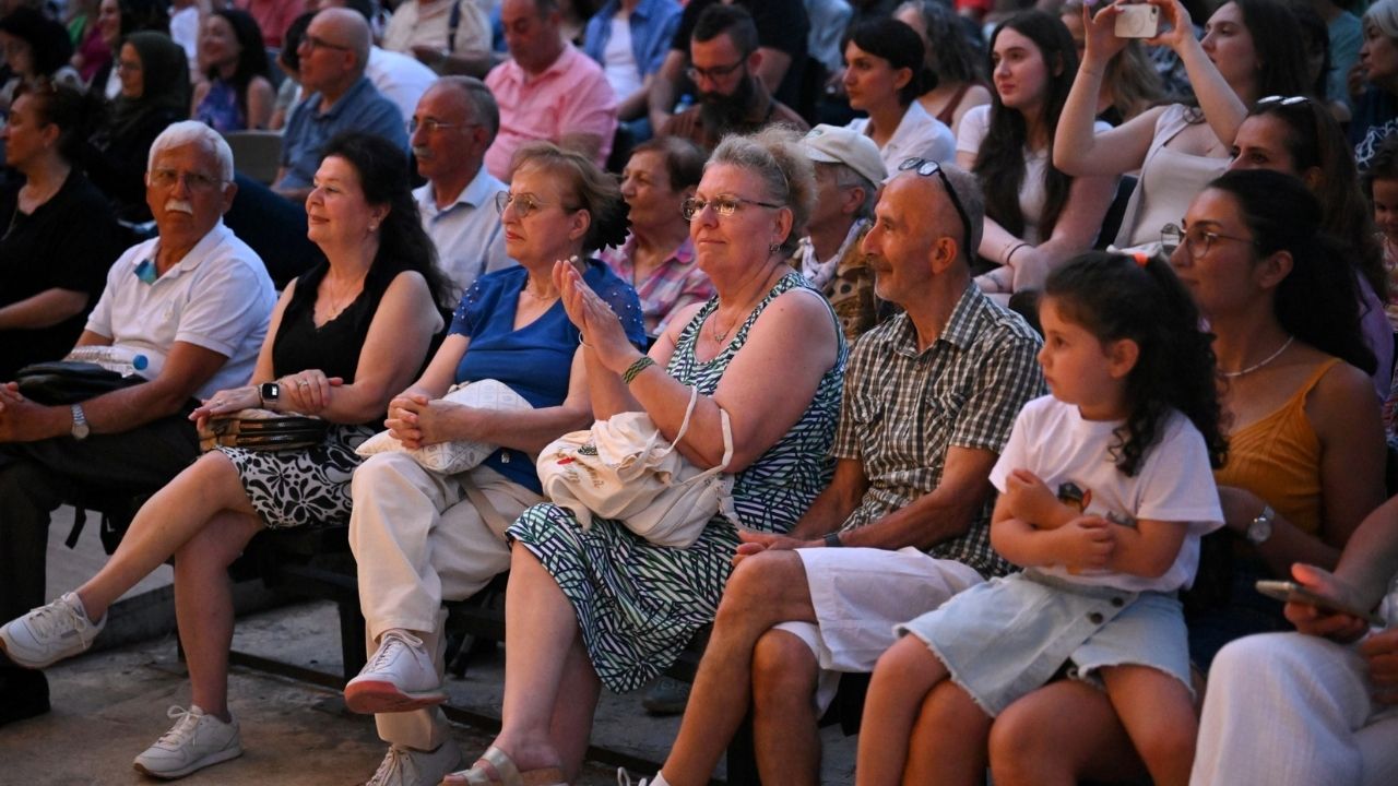 bornova-yaz-konser-4