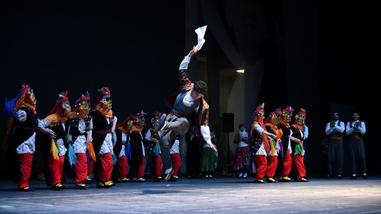 bornovada-halayla-biten-festival-2