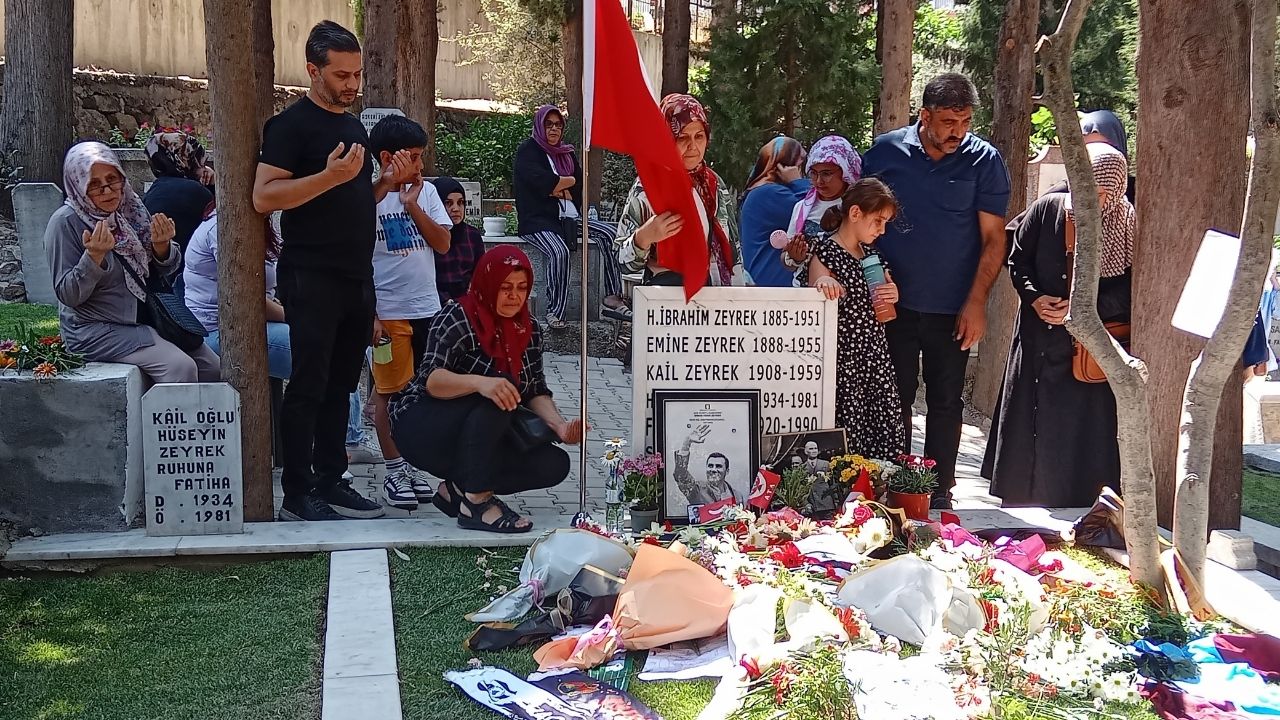 Ferdi Zeyrek Kabir Ziyaret (4)