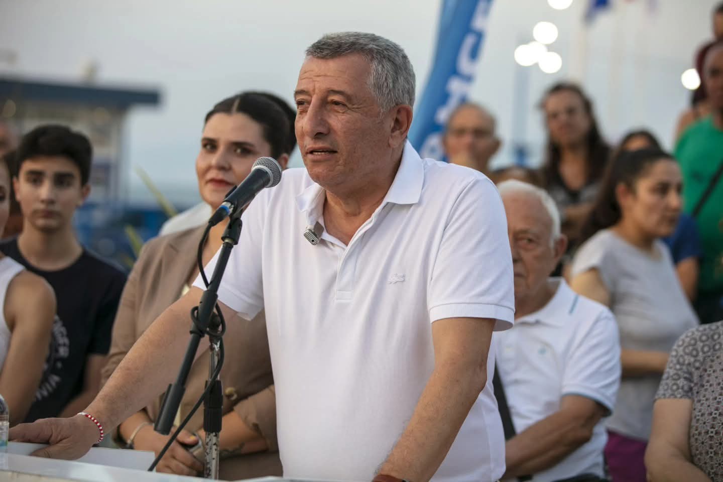 Guzelbahce Gece Pazari Yeni Yuzuyle Kapilarini Acti
